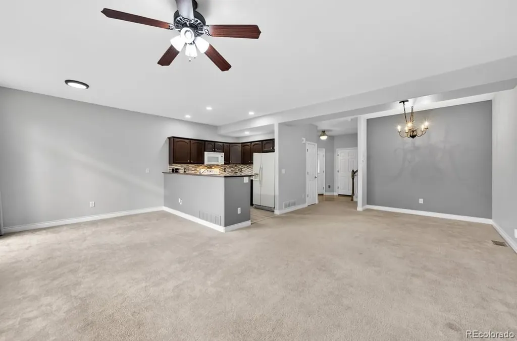 2731 Avalanche Heights Colorado Springs CO 80918