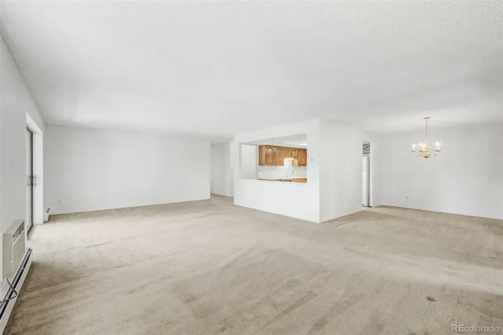 2868 S Heather Gardens Way Aurora CO 80014