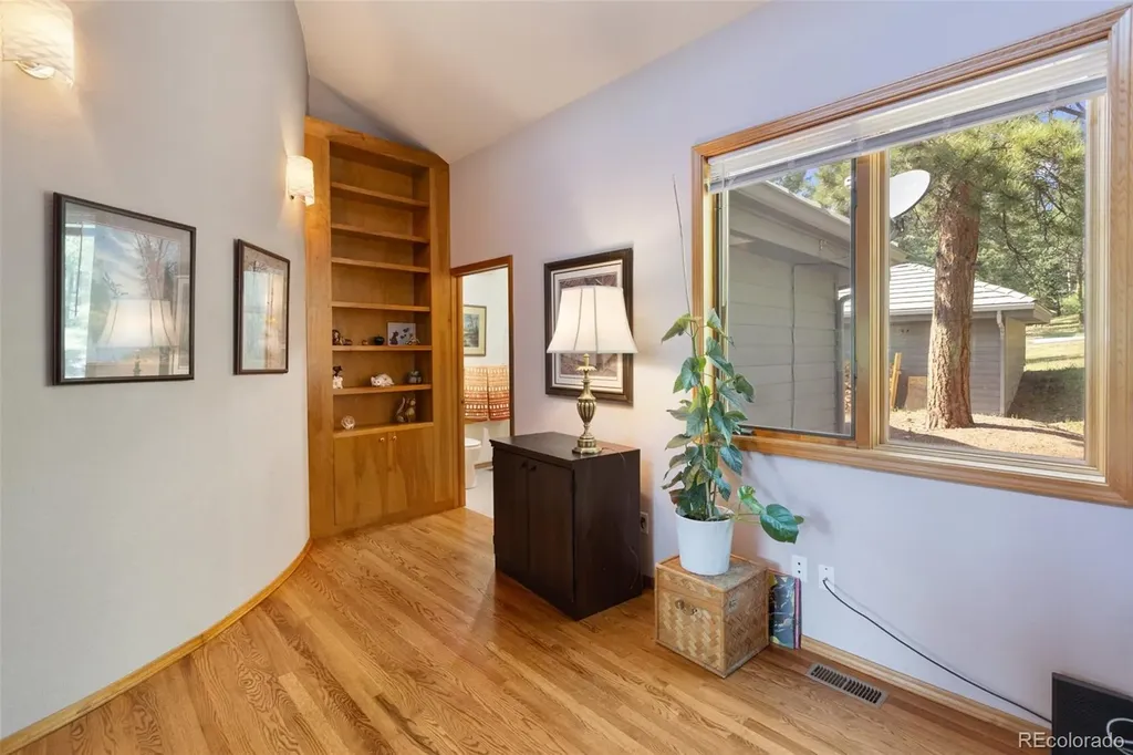 945 Sun Valley Woodland Park CO 80863