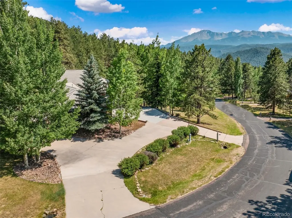 945 Sun Valley Woodland Park CO 80863
