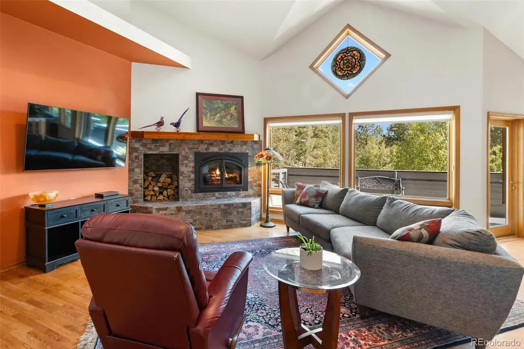945 Sun Valley Woodland Park CO 80863