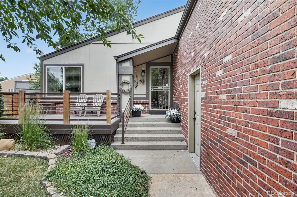 4551 S Ouray Way Aurora CO 80015