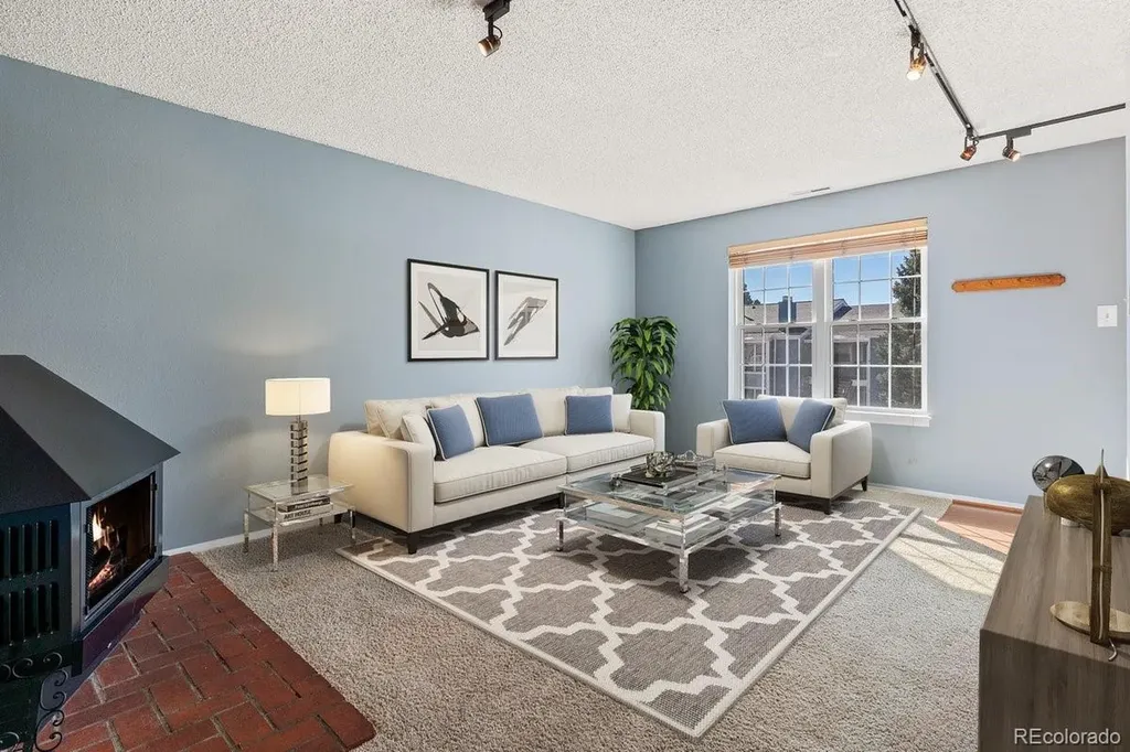 2301 E Fremont Avenue Centennial CO 80122