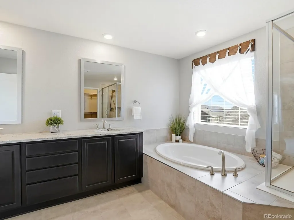 8275 Arapahoe Peak Street Littleton CO 80125