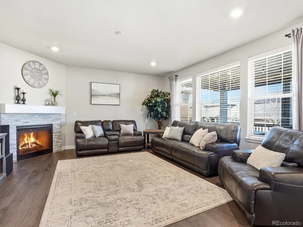 8275 Arapahoe Peak Street Littleton CO 80125