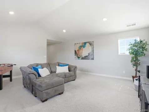 8275 Arapahoe Peak Street Littleton CO 80125