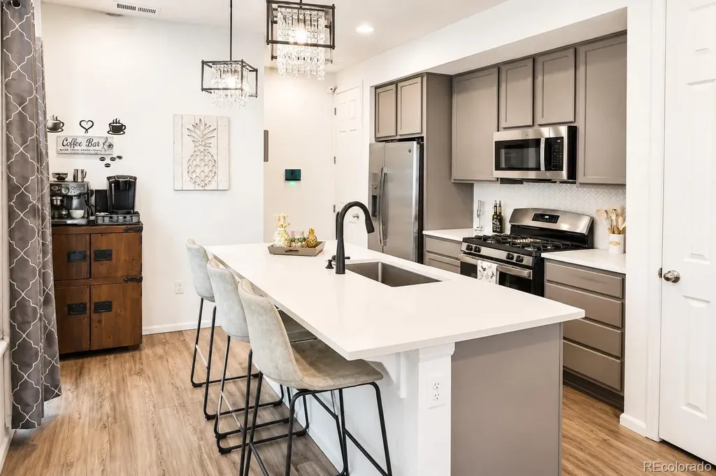 24265 E 41st Avenue Aurora CO 80019