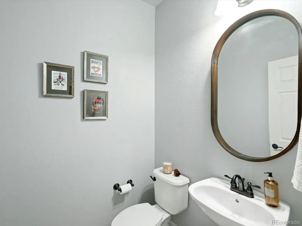 9773 W Hinsdale Lane Littleton CO 80128