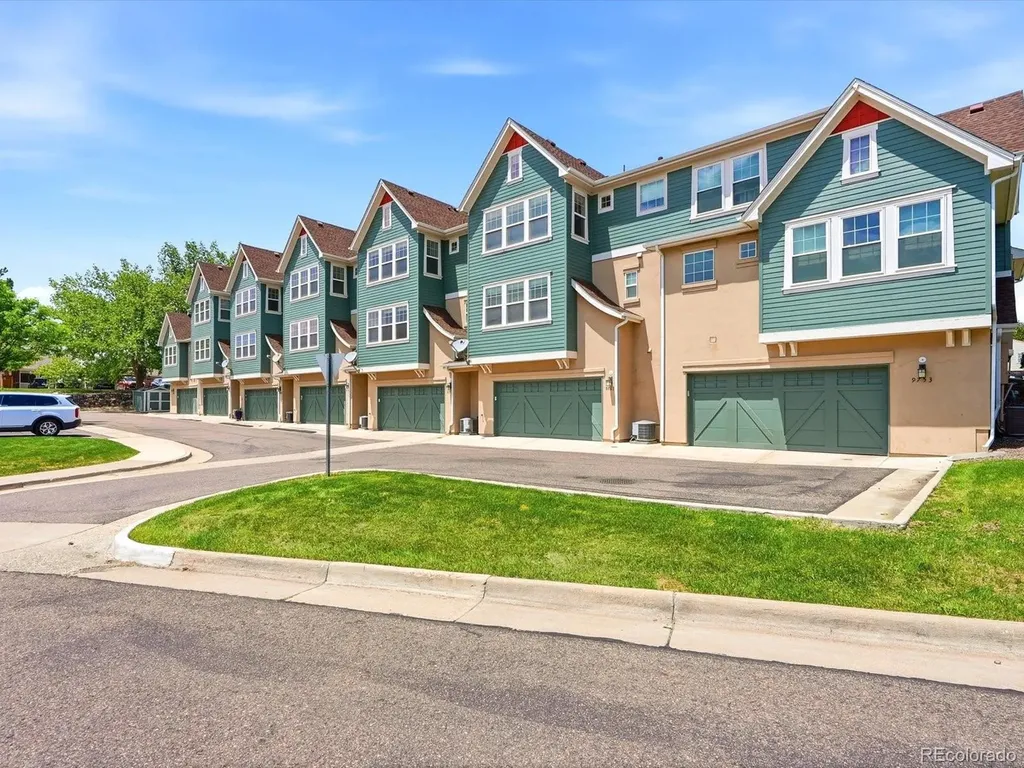 9773 W Hinsdale Lane Littleton CO 80128