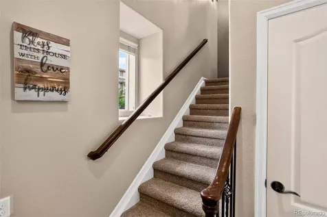 9487 Loggia Street Littleton CO 80126