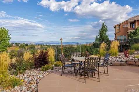 9487 Loggia Street Littleton CO 80126