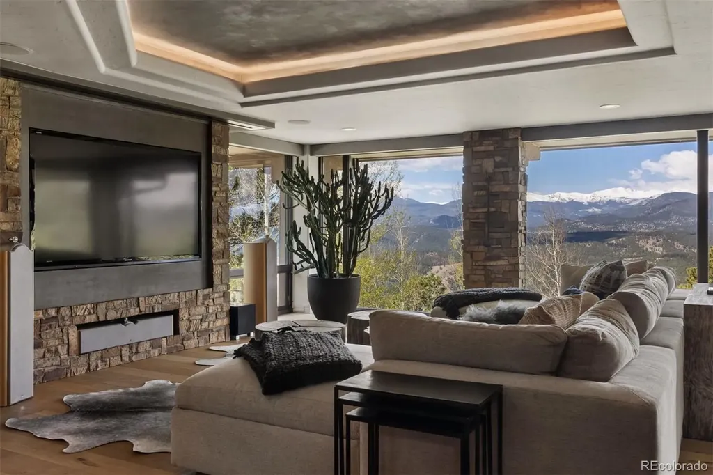 1913 Montane Drive Golden CO 80401