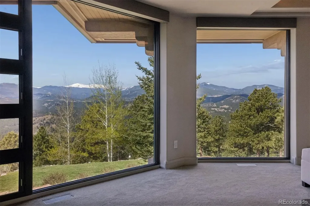 1913 Montane Drive Golden CO 80401