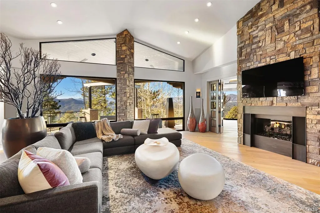 1913 Montane Drive Golden CO 80401