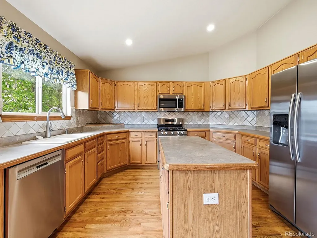 8278 S Reed Way Littleton CO 80128