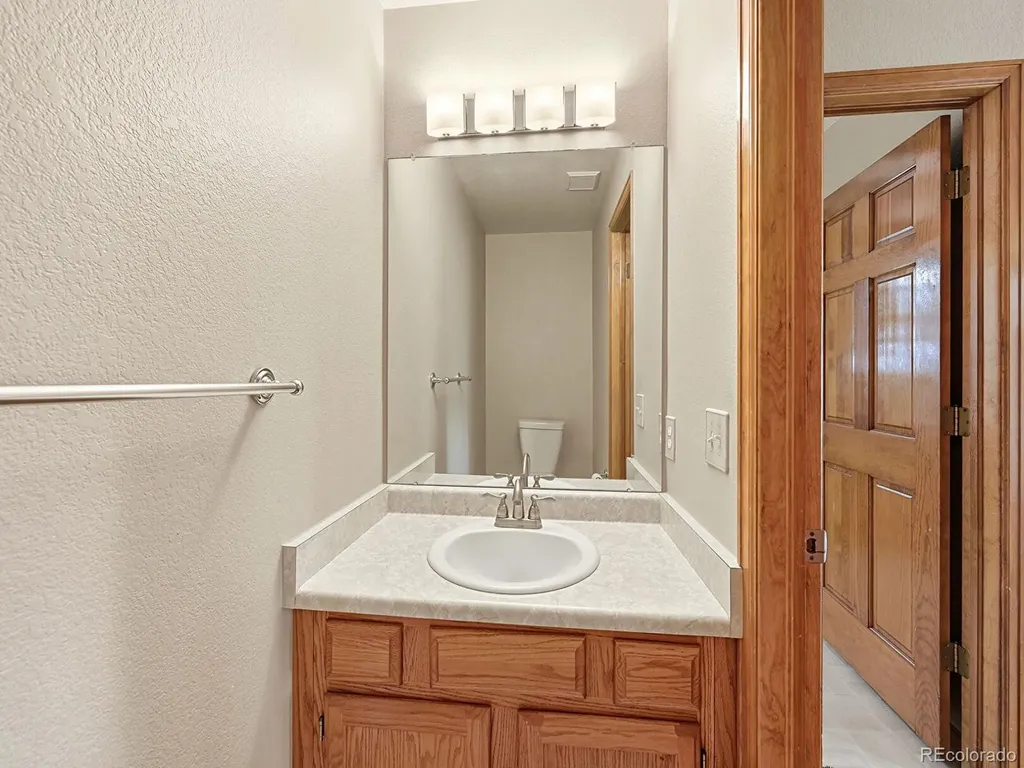 8278 S Reed Way Littleton CO 80128