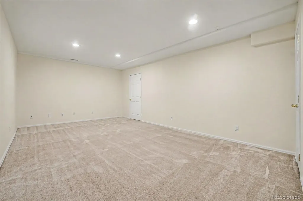 5063 Ashbrook Circle Highlands Ranch CO 80130