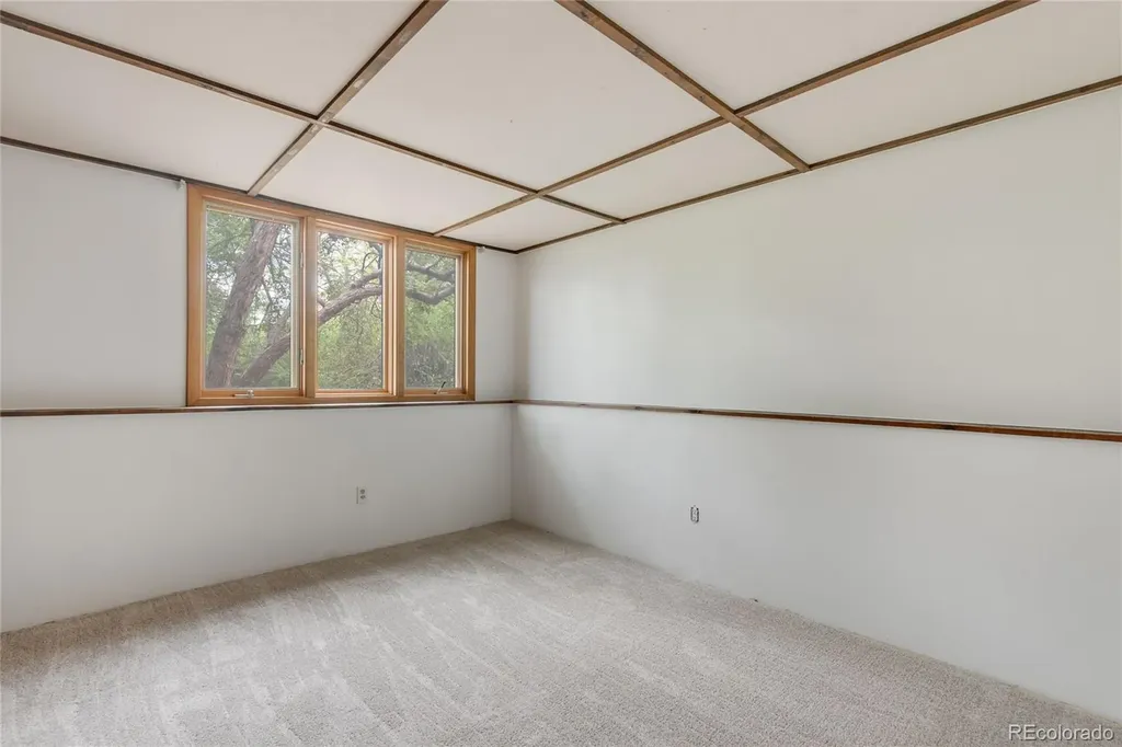 5520 Colt Drive Longmont CO 80503