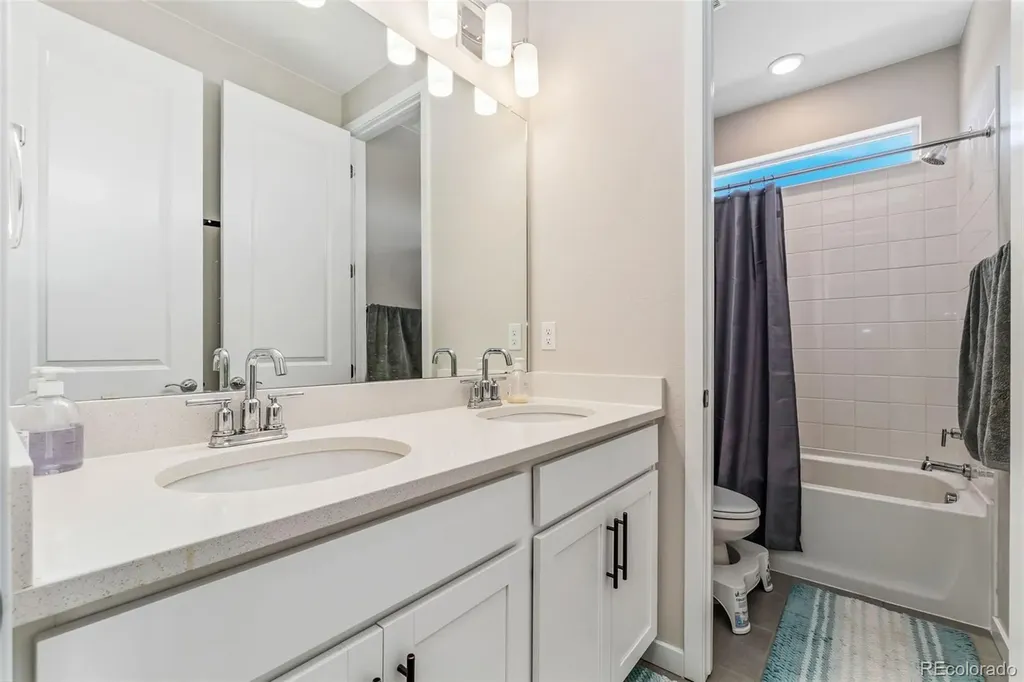 23933 E 39th Avenue Aurora CO 80019