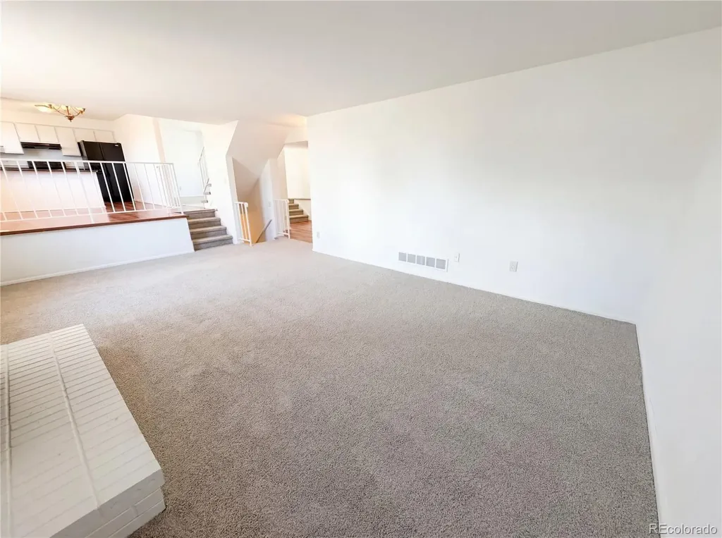 5162 S Richfield Street Aurora CO 80015
