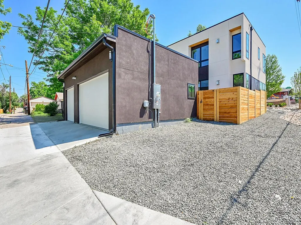 1491 S York Street Denver CO 80210