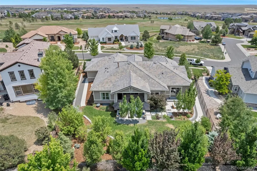 27041 E Long Circle Aurora CO 80016