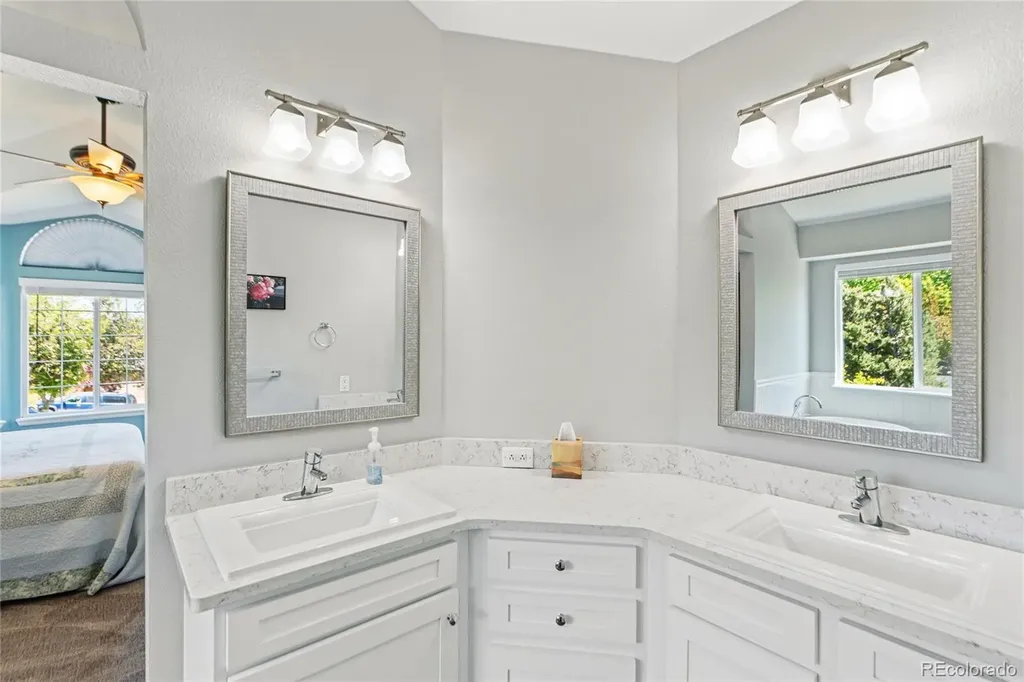 10094 Rockrose Court Parker CO 80134