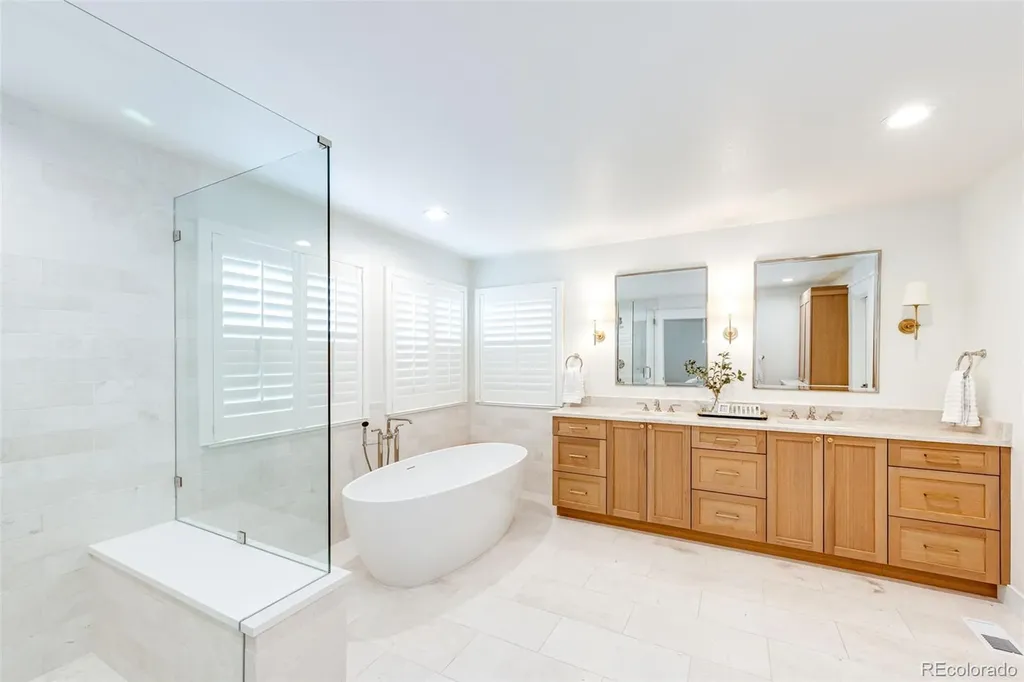 2981 Newbury Court Littleton CO 80126