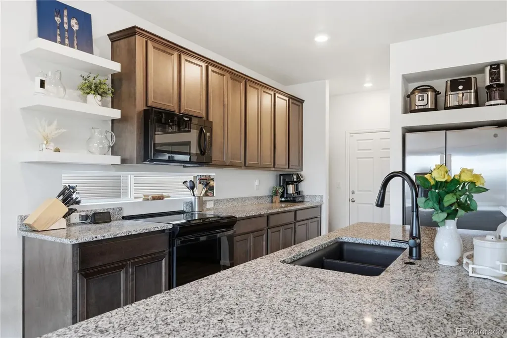16541 E 111th Drive Commerce City CO 80022