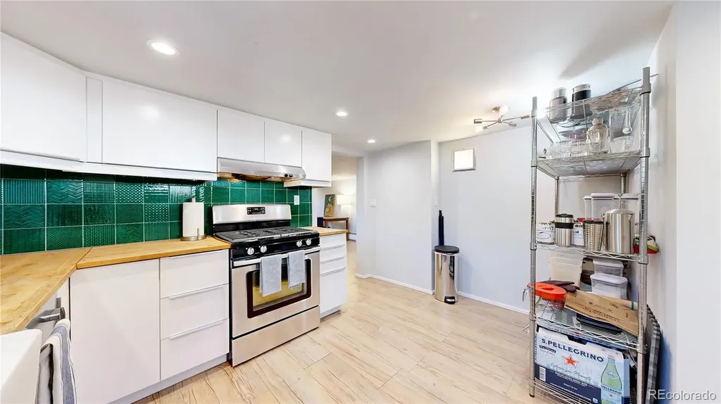 2221 W Moffat Place Denver CO 80221