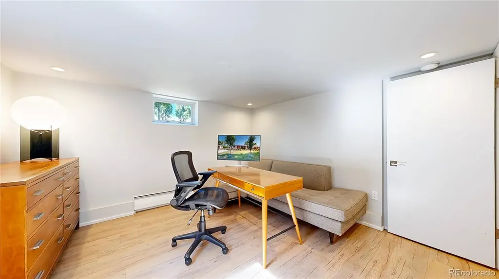 2221 W Moffat Place Denver CO 80221