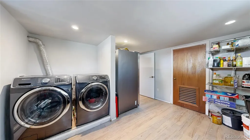 2221 W Moffat Place Denver CO 80221