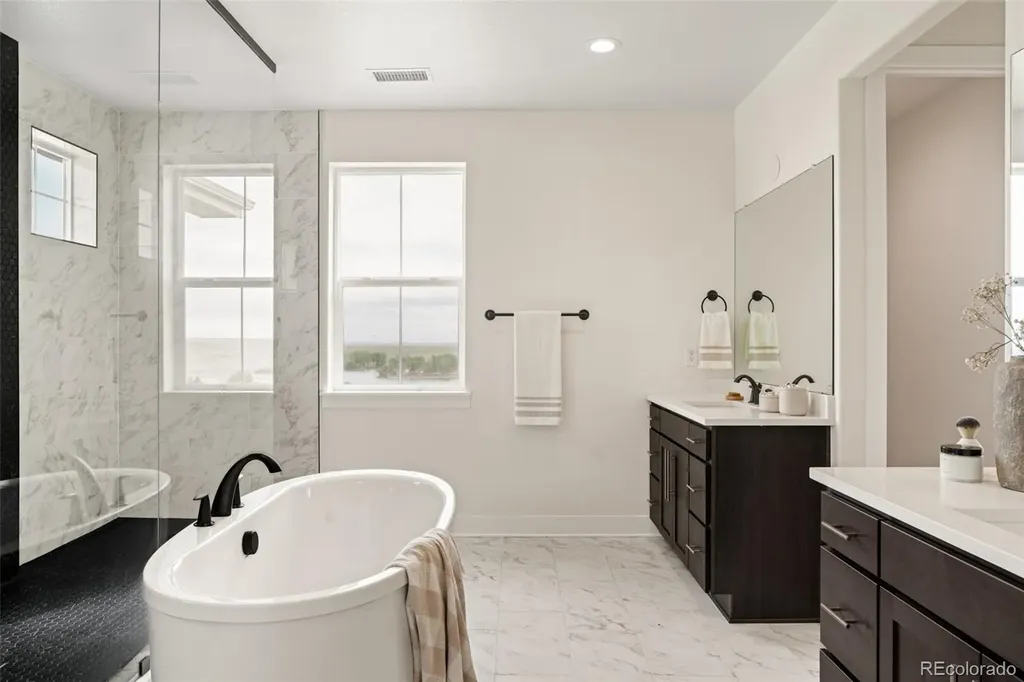 6638 S White Crow Court Aurora CO 80016