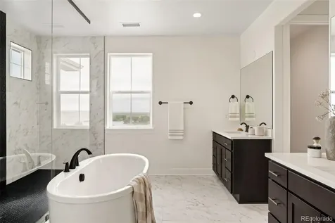 6638 S White Crow Court Aurora CO 80016