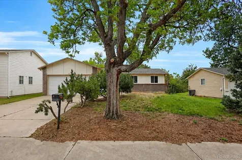 2832 S Mobile Street Aurora CO 80013