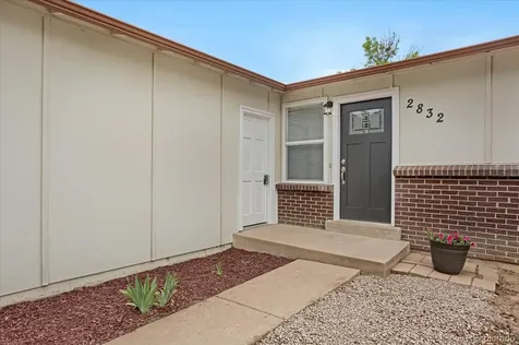 2832 S Mobile Street Aurora CO 80013