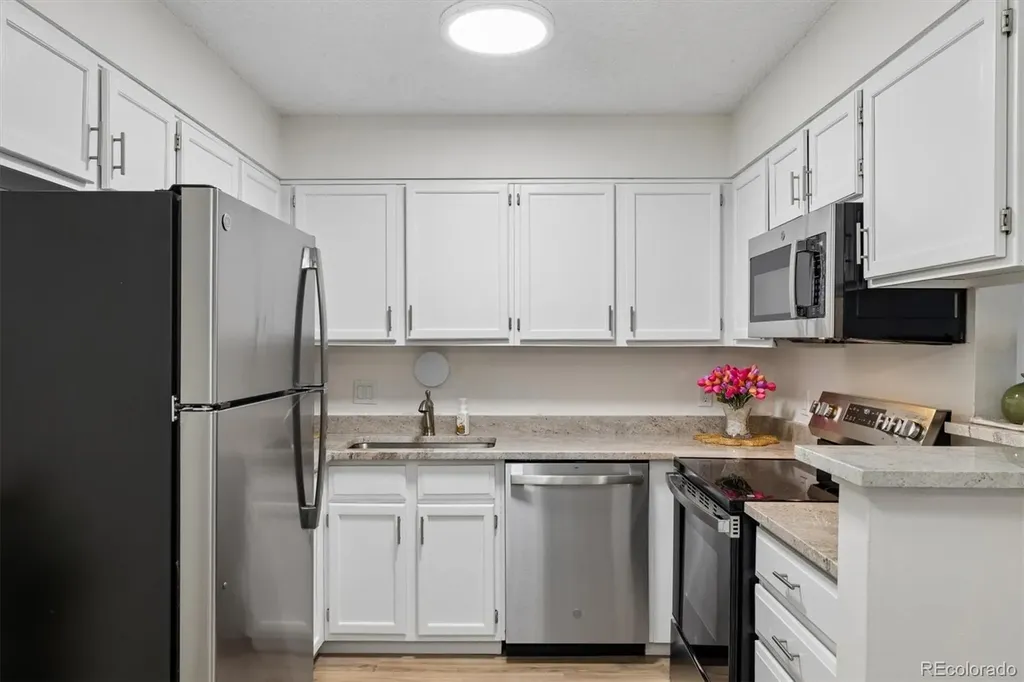 203 Wright Street Lakewood CO 80228