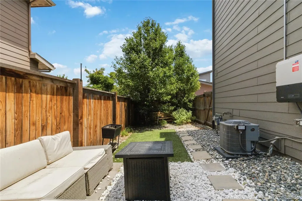5676 Dayton Street Denver CO 80238