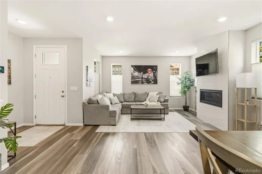 5676 Dayton Street Denver CO 80238