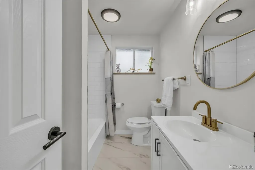 7092 W 4th Avenue Lakewood CO 80226