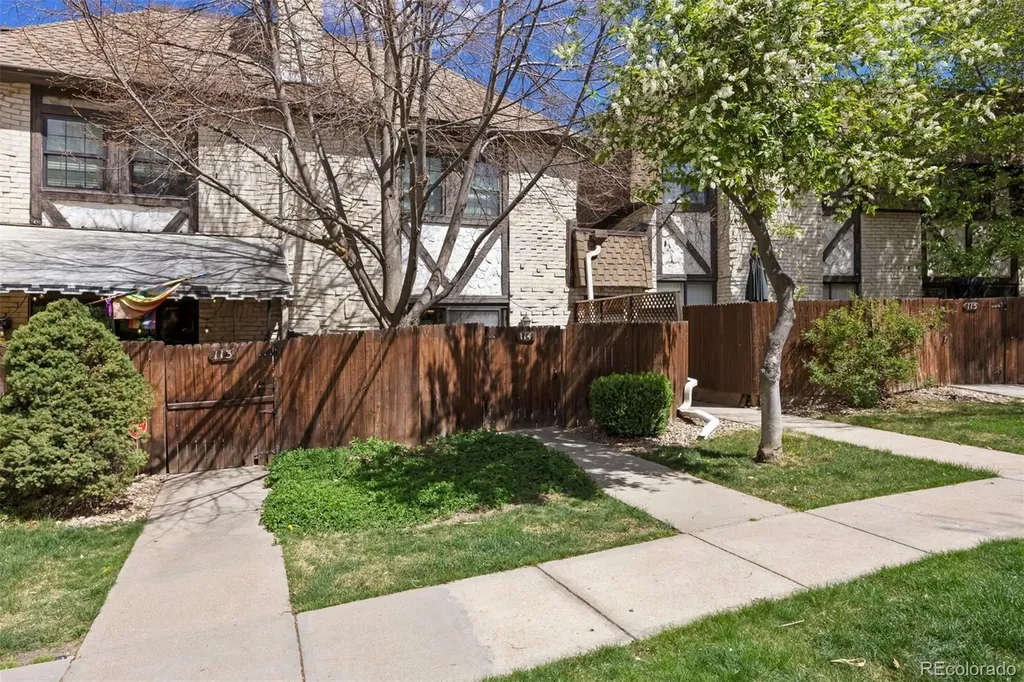 7250 Eastmoor Drive Denver CO 80237