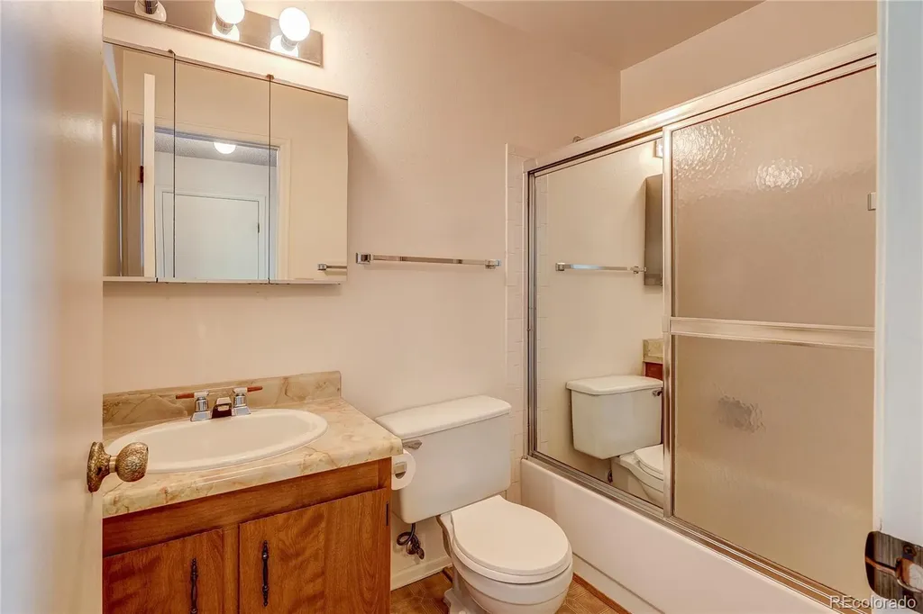 16085 E Oxford Drive Aurora CO 80013