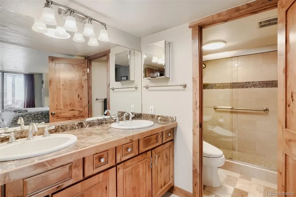 1551 Larimer Street Denver CO 80202