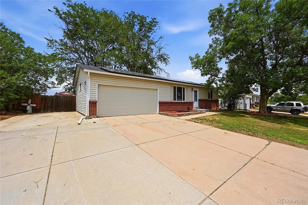 3513 E 117th Place Denver CO 80233