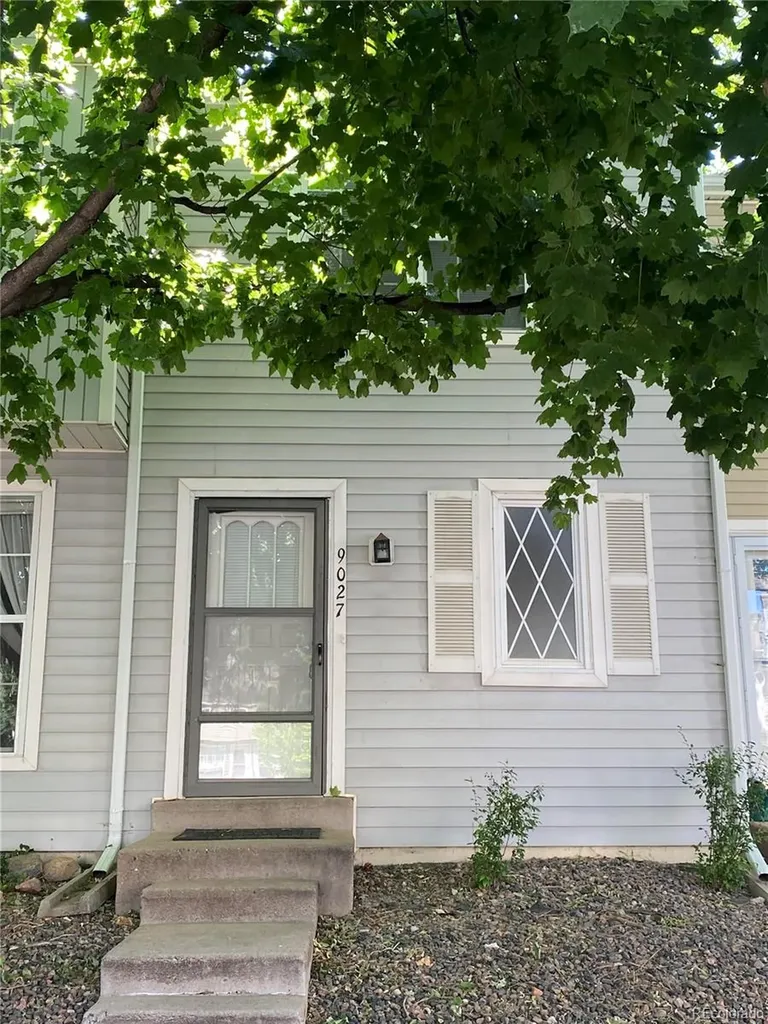 9027 W Floyd Avenue Lakewood CO 80227
