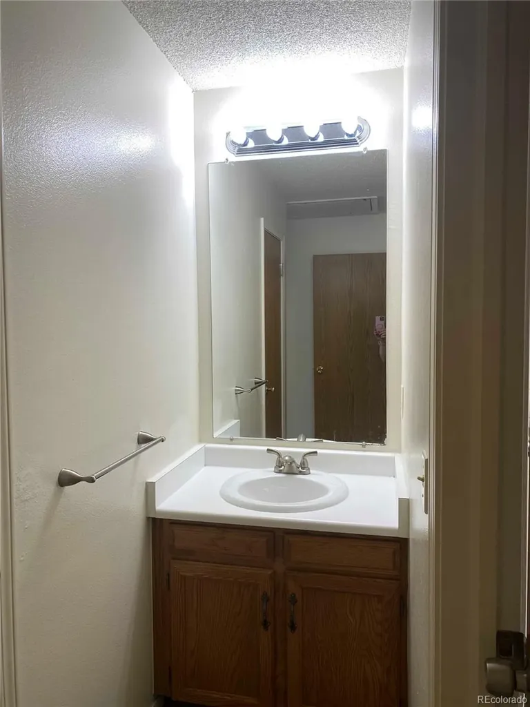 9027 W Floyd Avenue Lakewood CO 80227