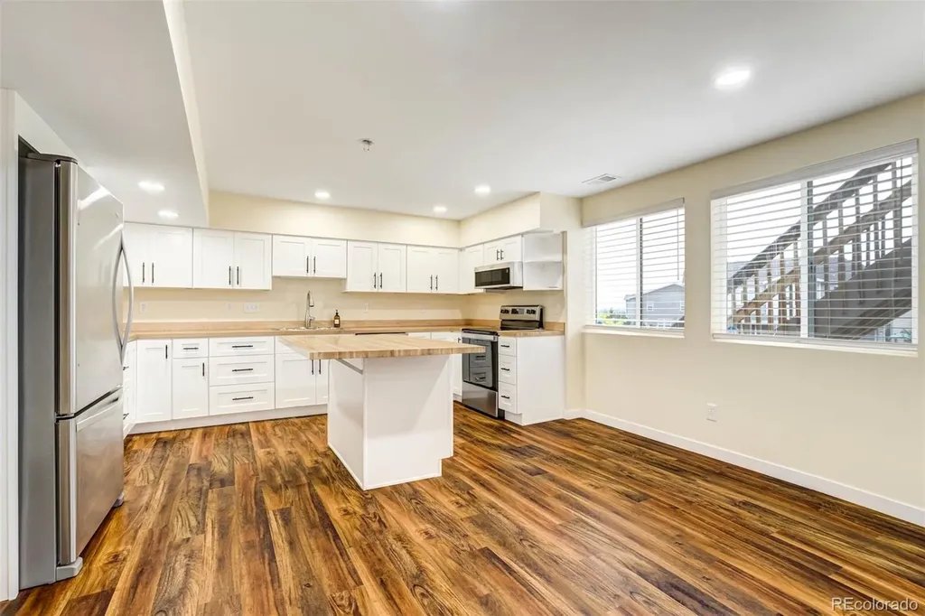 22521 E Radcliff Drive Aurora CO 80015
