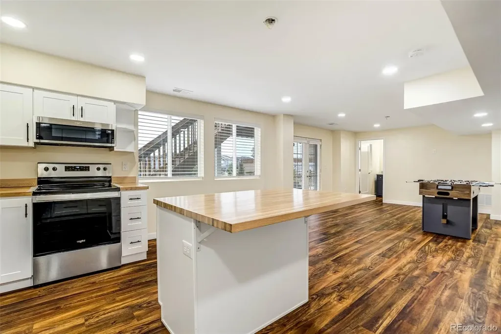 22521 E Radcliff Drive Aurora CO 80015