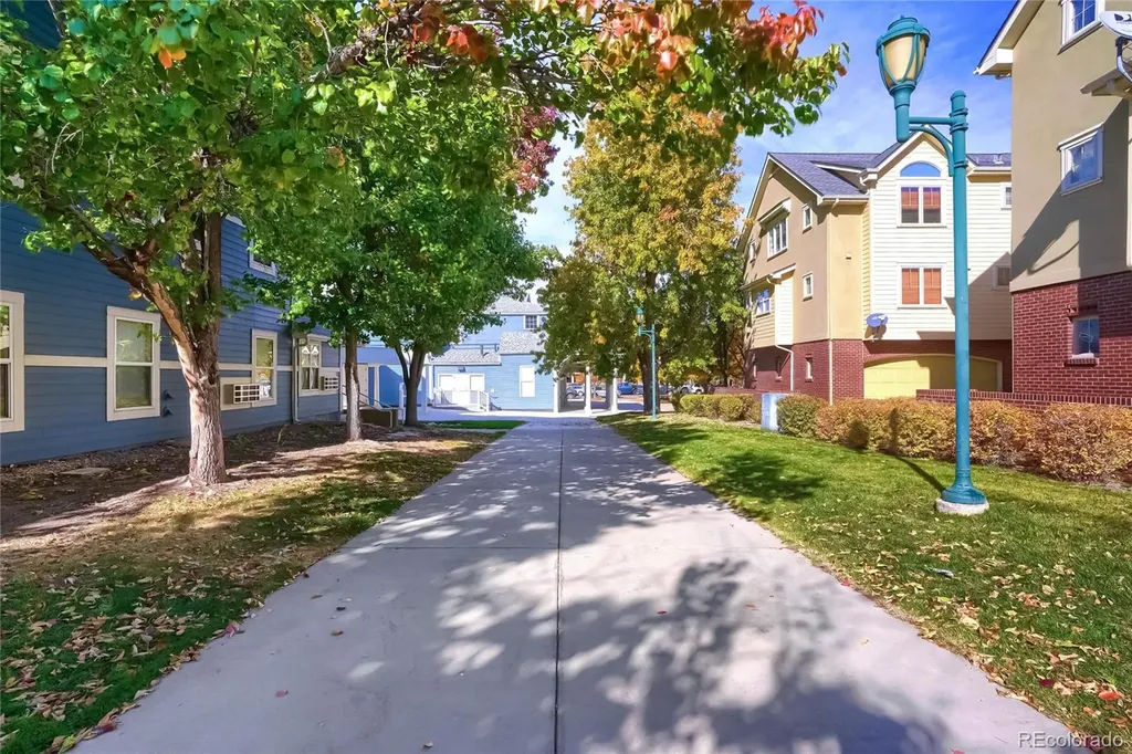 4527 W 37th Avenue Denver CO 80212