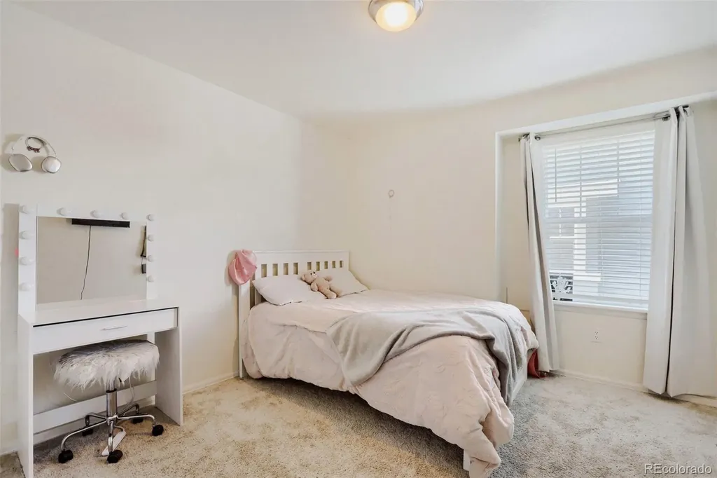10946 Uvalda Street Commerce City CO 80022
